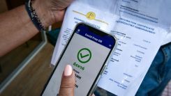 Ψηφιακό πιστοποιητικό εμβολιασμού: Ισχύς εννέα μηνών για ταξίδια στην ΕΕ