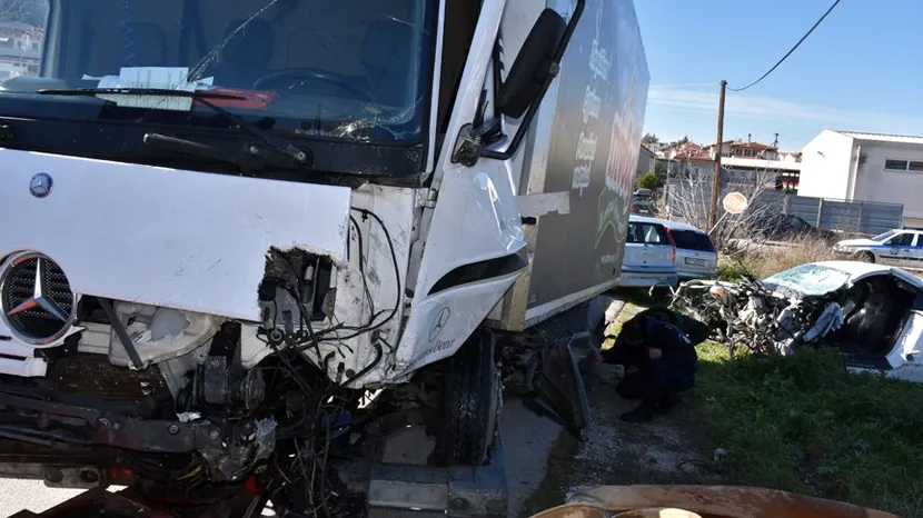 Nafplio'da ölümcül trafik kazası: Görüntüler şoke etti