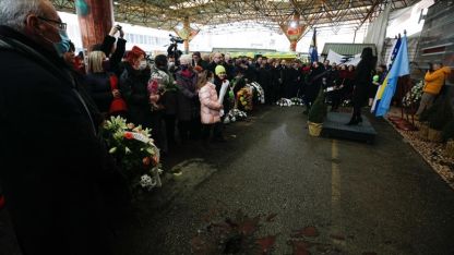 Bosna'daki pazar yeri katliamı kurbanları 28. yılında törenle anıldı
