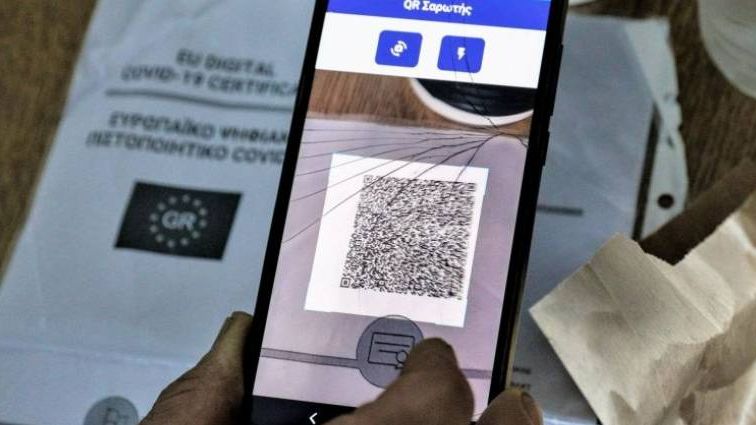 Πιστοποιητικό εμβολιασμού: Ακυρώνεται για πάνω από 300.000 πολίτες που δεν έχουν κάνει την τρίτη δόση