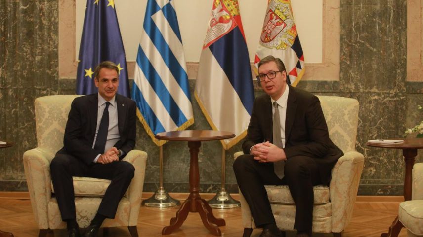 Miçotakis'ten Belgrad'a ziyaret