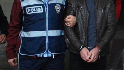 Yunanistan'a kaçmaya çalışırken yakalanan FETÖ şüphelileri tutuklandı
