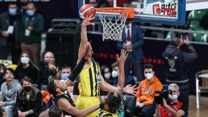 Fenerbahçe Beko, Galatasaray Nef'i 64-49 mağlup ederek finale yükseldi