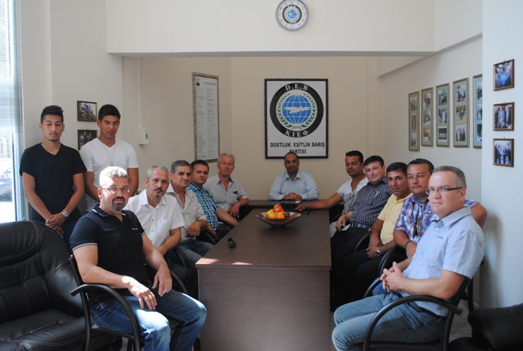 Almanya Dernek Başkanları DEB Partisi'ne Üye Oldu