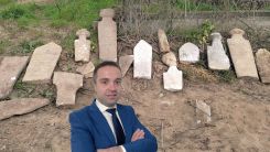 Erdem Hüseyin: "Mezarlığın talan edilmesi bizleri üzmüştür"