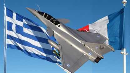 Yunanistan, Fransa'dan firkateyn ve savaş uçağı alımı için imza attı