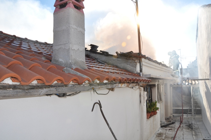 Kırmahalle’de çıkan yangın mahalle halkını korkuttu