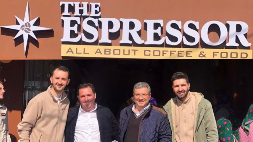 “The Espressor” ilk franchise şubeyi açtı