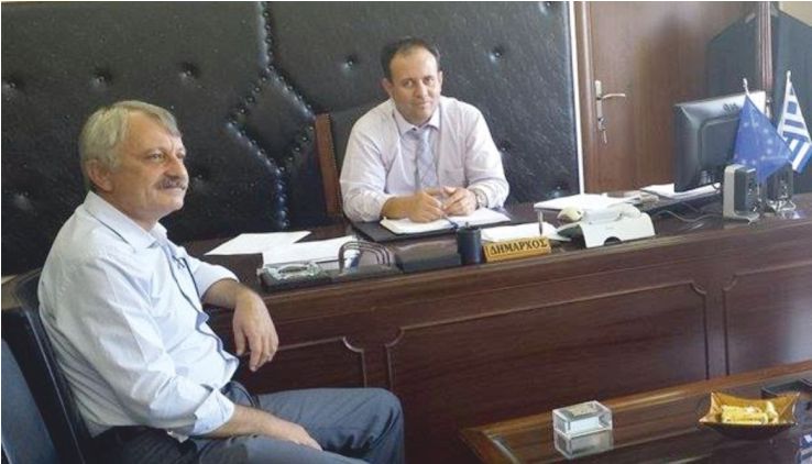 Milletvekili Karayusuf Kozlukebir Belediye Başkanı Ridvan Ahmet’i ziyaret etti