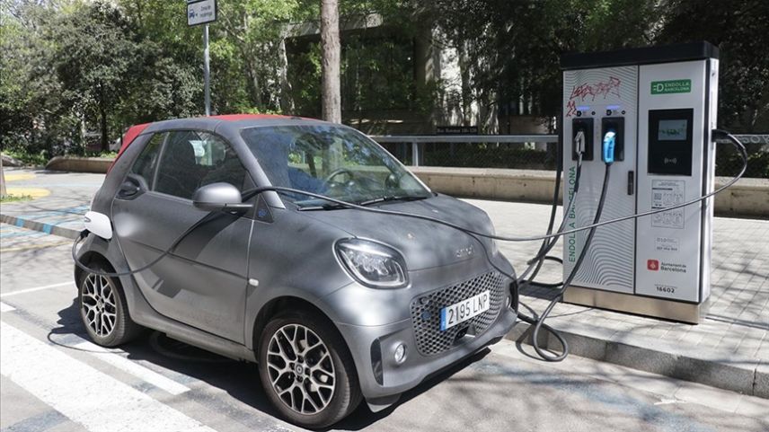Avrupa'da elektrikli araç kullanım oranı 10 yılda yüzde 40'a ulaşabilir
