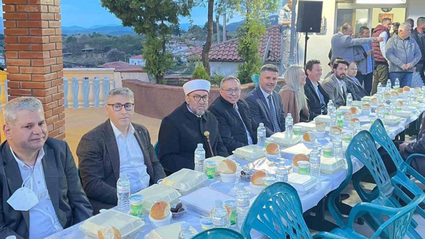 Batı Trakya’da son toplu iftar İskeçe Yassıören’de düzenlendi