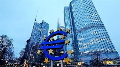 Euro Bölgesi'nin sanayi üretimi martta azaldı