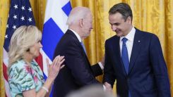 Biden Beyaz Saray'da Miçotakis için resepsiyon verdi