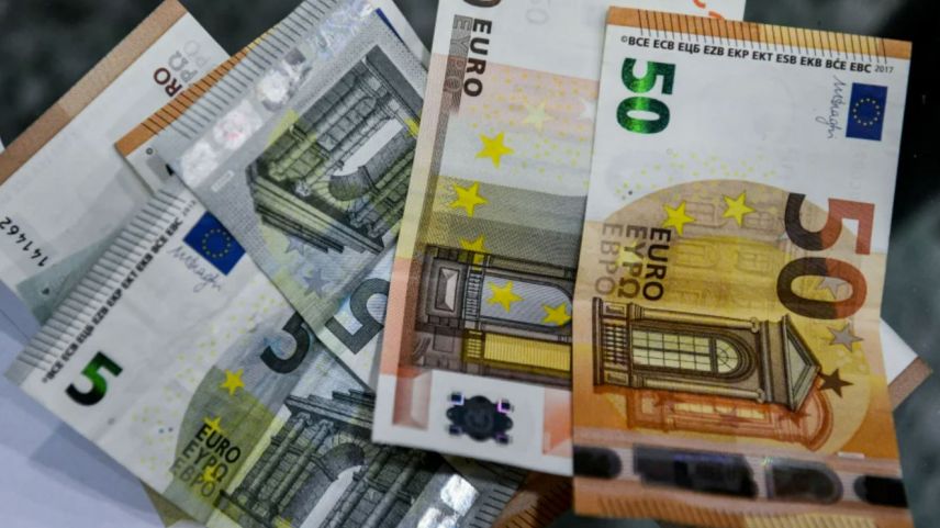 Επιστρεπτέα προκαταβολή: Aπό Ιούλιο και σε 96 δόσεις η αποπληρωμή