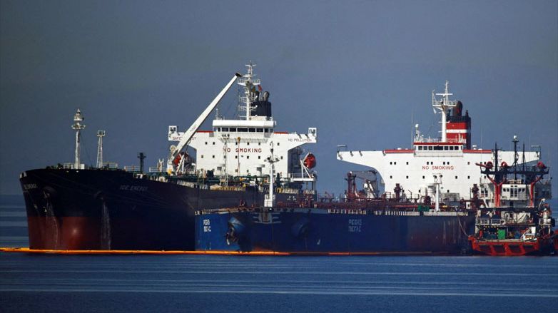 Yunanistan el koyduğu Rus tankerini ABD'ye teslim edecek