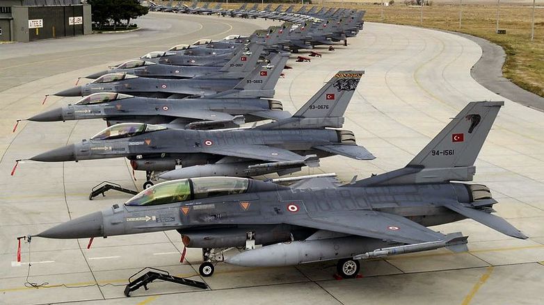 Forbes: Türkiye'nin F-16 talebi reddedilirse hava gücü üstünlüğü Yunanistan'a geçer 
