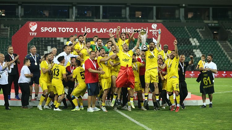 İstanbulspor, Spor Toto Süper Lig'e yükseldi