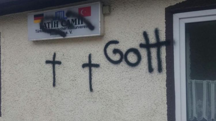 Almanya'daki cami saldırıları mercek altında