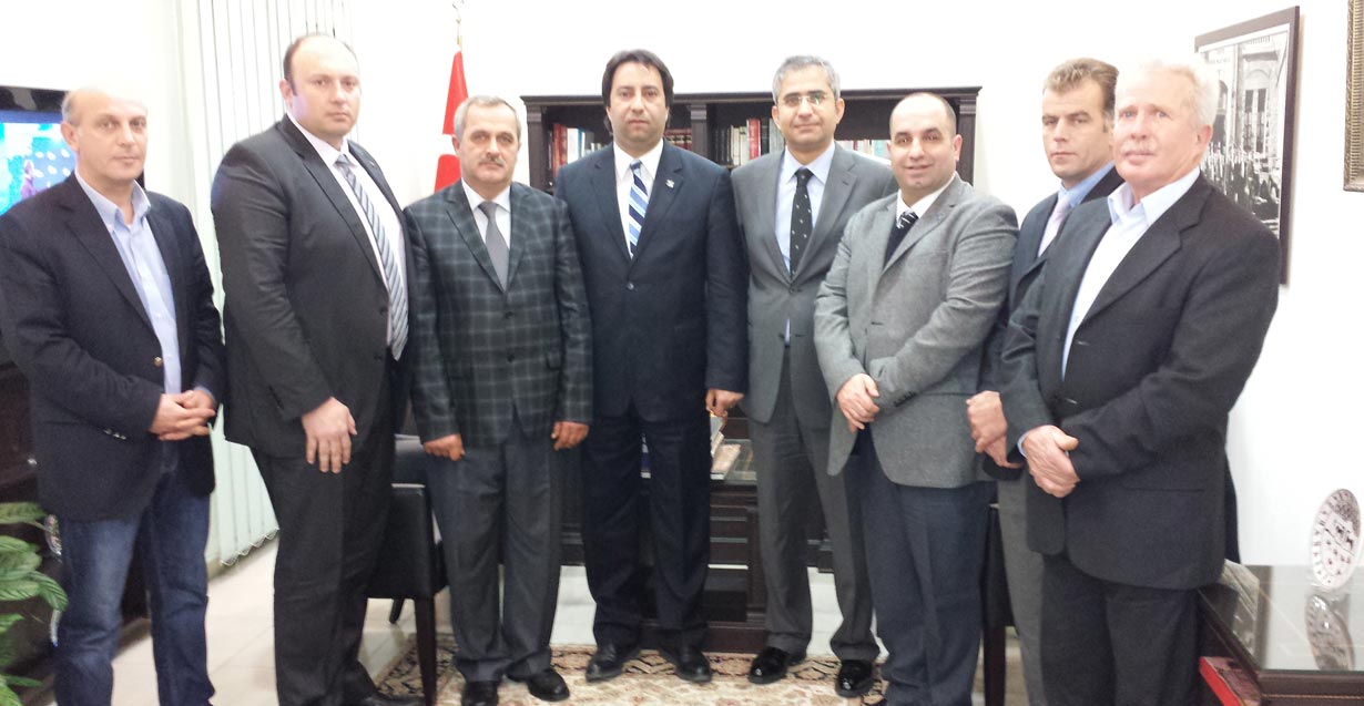 DEB PARTİSİ YÖNETİM KURULU T.C. GÜMÜLCİNE BAŞKONSOLOSU’NU ZİYARET ETTİ