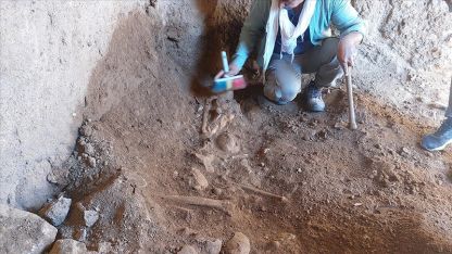 Kazıda 1600 yıllık 27 iskelet bulundu