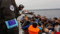 "Frontex, sığınmacıların Türk karasularına geri itilmesinde Yunanistan ile iş birliği yapıyor"