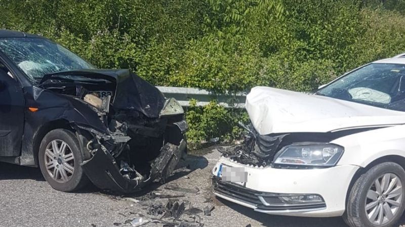 Ilıca-Bulgaristan yolunda kaza: Trafik kilitlendi, yol kapandı