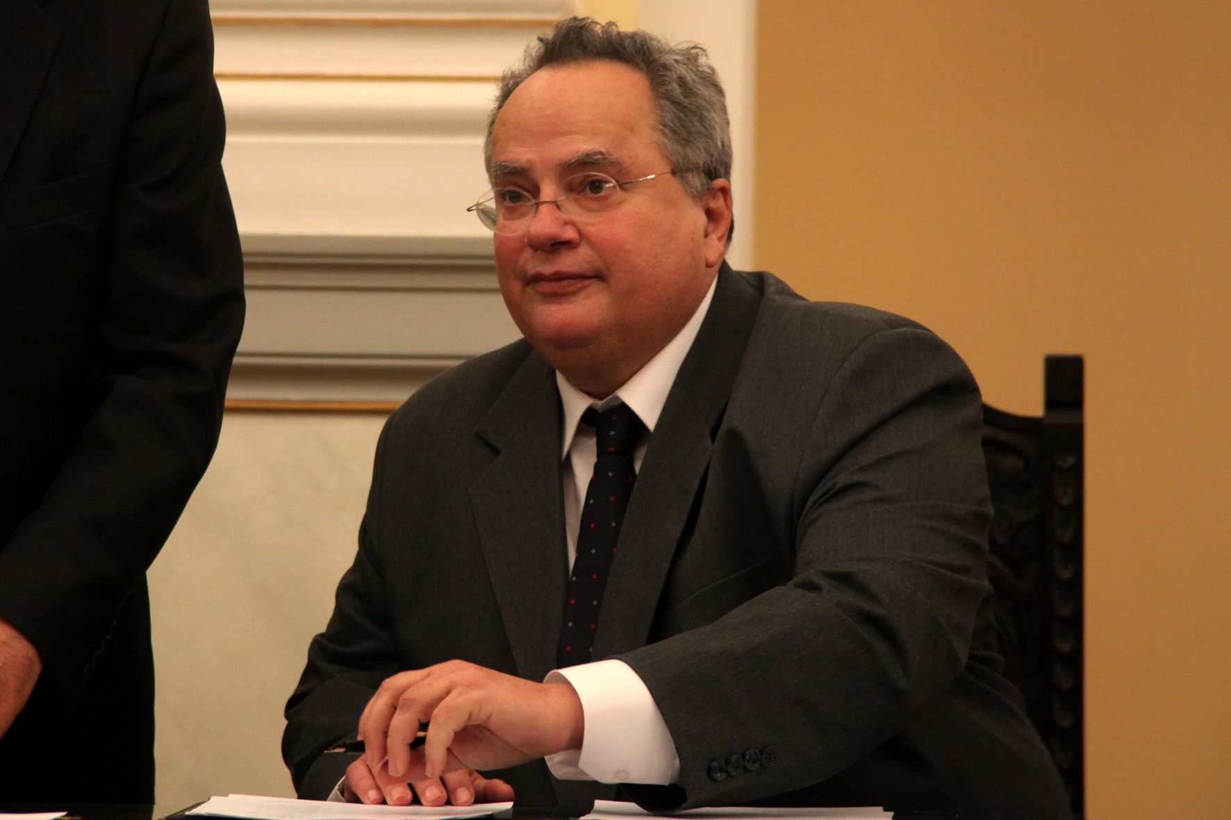 Yunanistan Dışişleri Bakanı Kotzias: "Türkiye ile iyi komşular olmalıyız"
