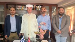 Eyalet yöneticileri İskeçe Müftüsü Mustafa Trampa'yı ziyaret etti