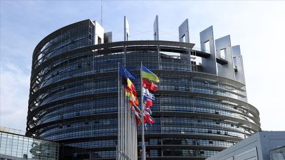 Avrupa Parlamentosunun her ay Strazburg'a taşınması eleştiri konusu