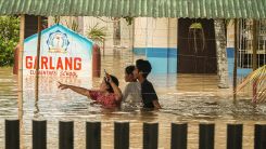 Şiddetli yağışlarda 47 kişi yaşamını yitirdi