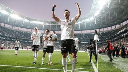 Beşiktaş'ta 2. Şenol Güneş dönemi 5 gol ve 3 puanla başladı