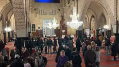 Amsterdam'daki Fatih Camii binden fazla gayrimüslimi ağırladı