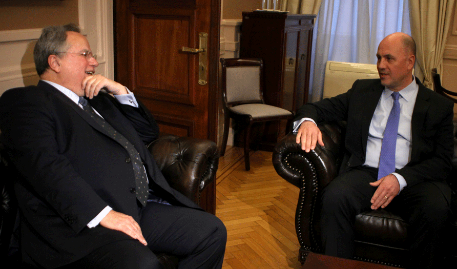 Türkiye Atina Büyükelçisi, Dışişleri Bakanı Kotzias'ı Ziyaret Etti