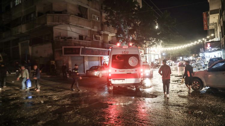 Mülteci Kampı'nda yangın: 21 ölü