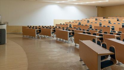 Müslüman öğrenciye "terörist" benzetmesi yapan profesör açığa alındı