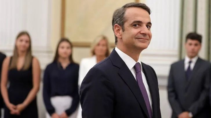 Miçotakis: Havada seçim kokusu var