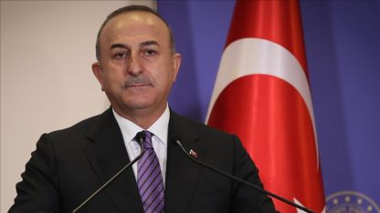 Çavuşoğlu: Ya Yunanistan anlaşmalara uyar ya da biz gereğini yaparız... Bir gece ansızın