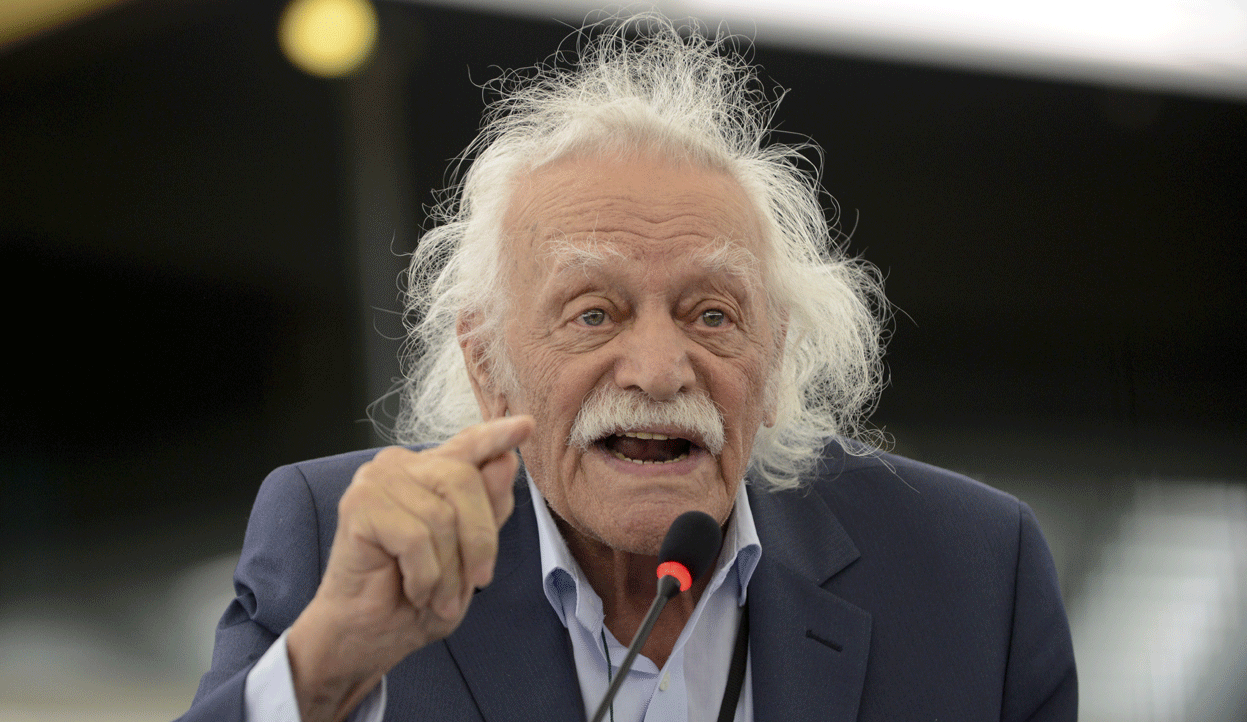 Glezos'tan Syriza Hükümetine Eleştiri