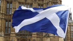 Ayrımcılığa uğrayan İskoçlar, İngiliz Krallığı'ndan ayrılmak istiyor