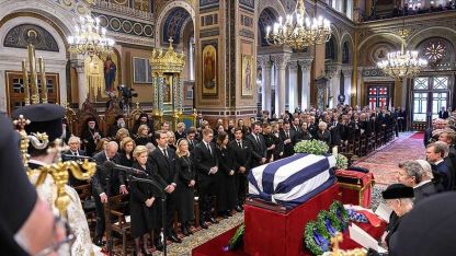 Yunanistan'ın eski Kralı İkinci Konstantinos son yolculuğuna uğurlandı