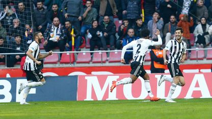 Beşiktaş, deplasmandan 3 puanla döndü