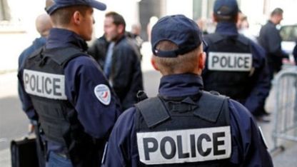 Paris'te polisin ateş açtığı kişi öldü
