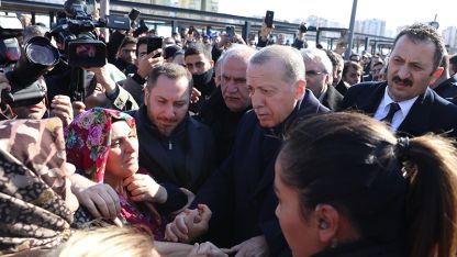 Erdoğan: Depremler nedeniyle üniversitelerde uzaktan eğitime geçilecek