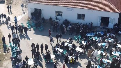 Çilingir Mahalle'de depremzedeler için kermes düzenlendi