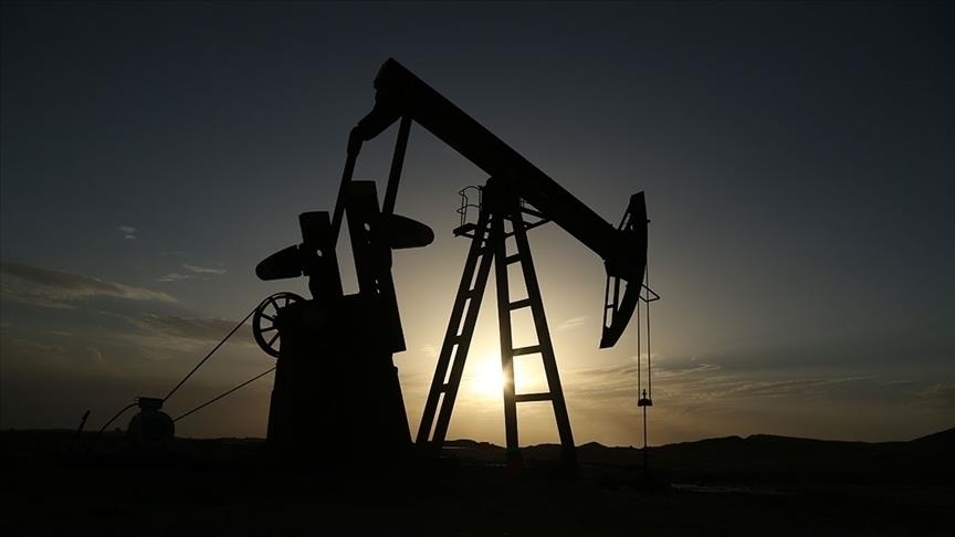 Brent petrolün varil fiyatı 75,10 dolar