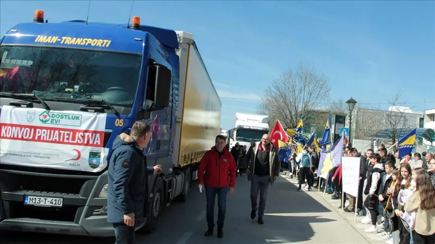 Türkiye'deki depremzedeler için yardım konvoyu Bosna Hersek'ten yola çıktı