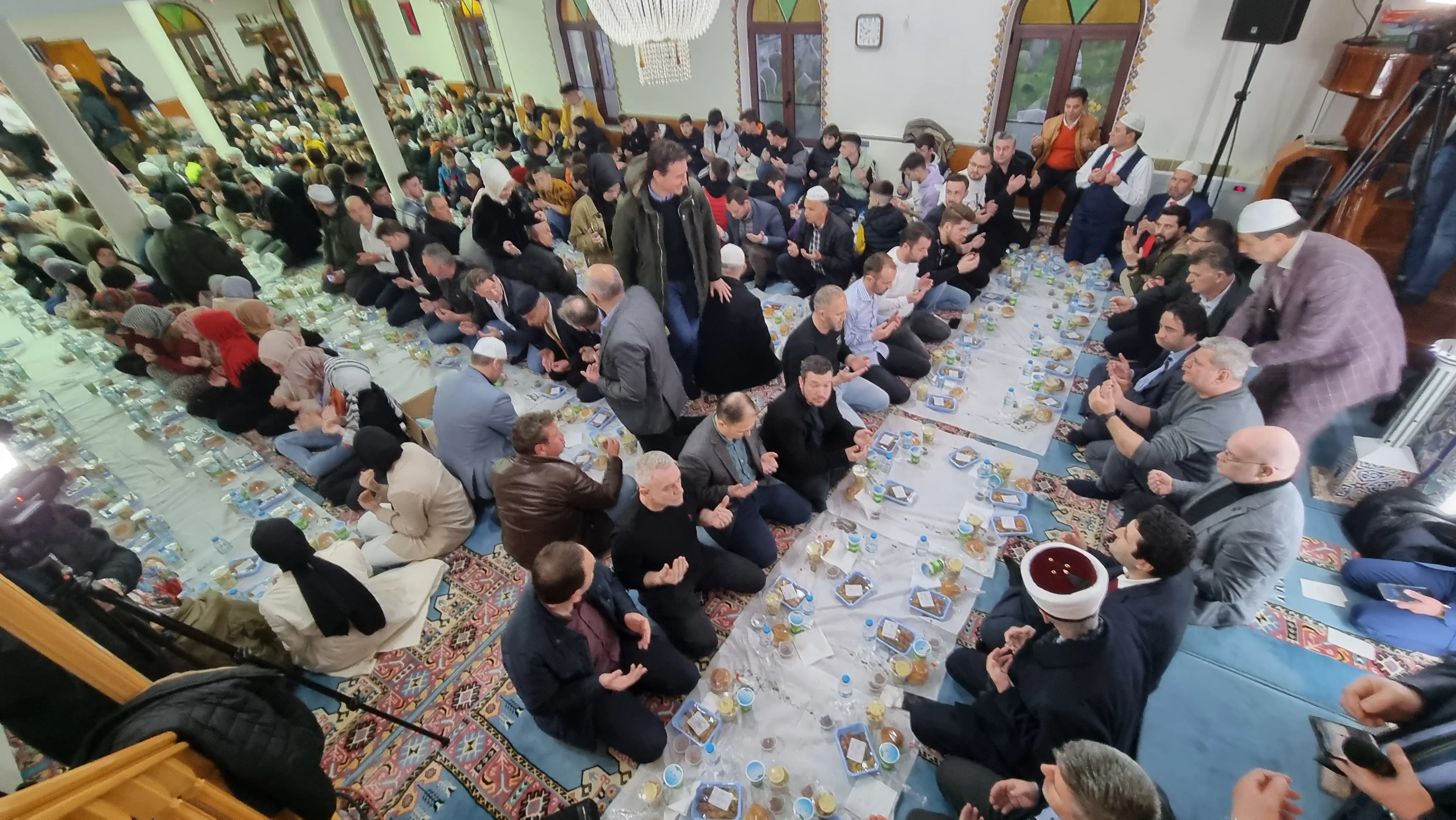 Genç Müftülük Paşevik iftarına muhteşem katılım