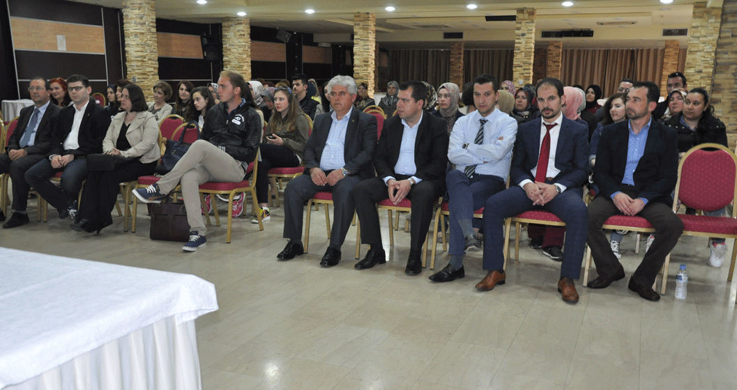 Kurcalı Kadınlar Derneği'nden Sağlık Konferansı