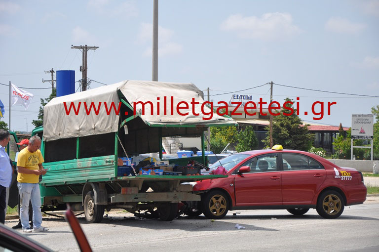 Gümücine’deki trafik kazası korkuttu
