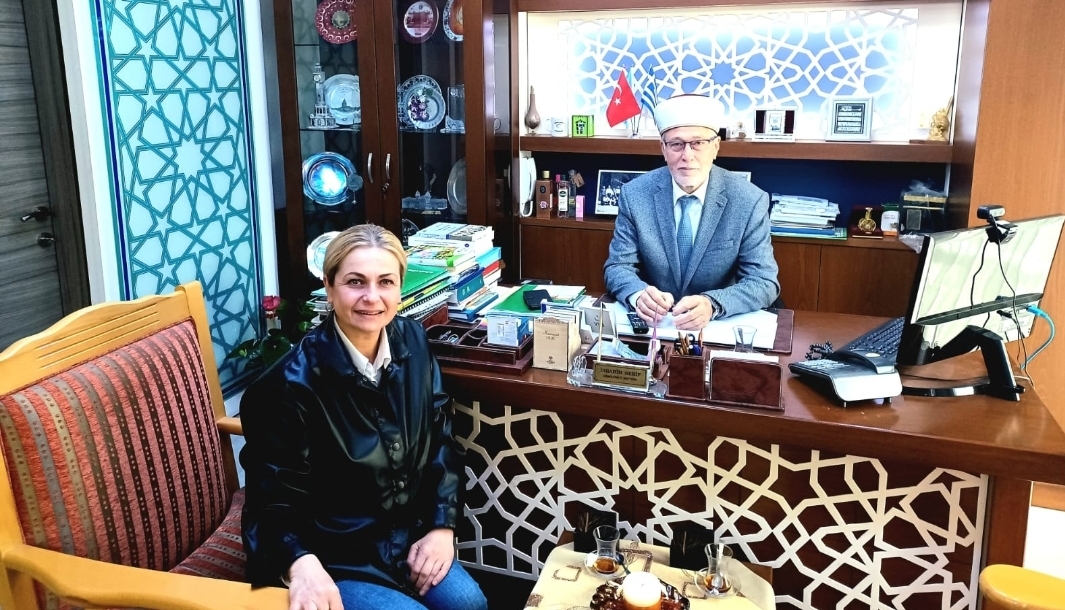 Sibel Mustafaoğlu'ndan azınlık yöneticilerine ziyaret